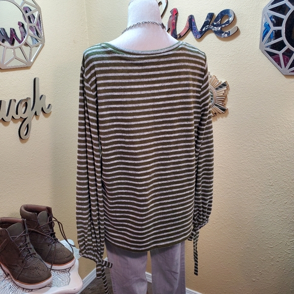 A.n.a Rich Avocado & Gray Striped L/s Popover Top Sz XL NwT - Picture 9 of 13